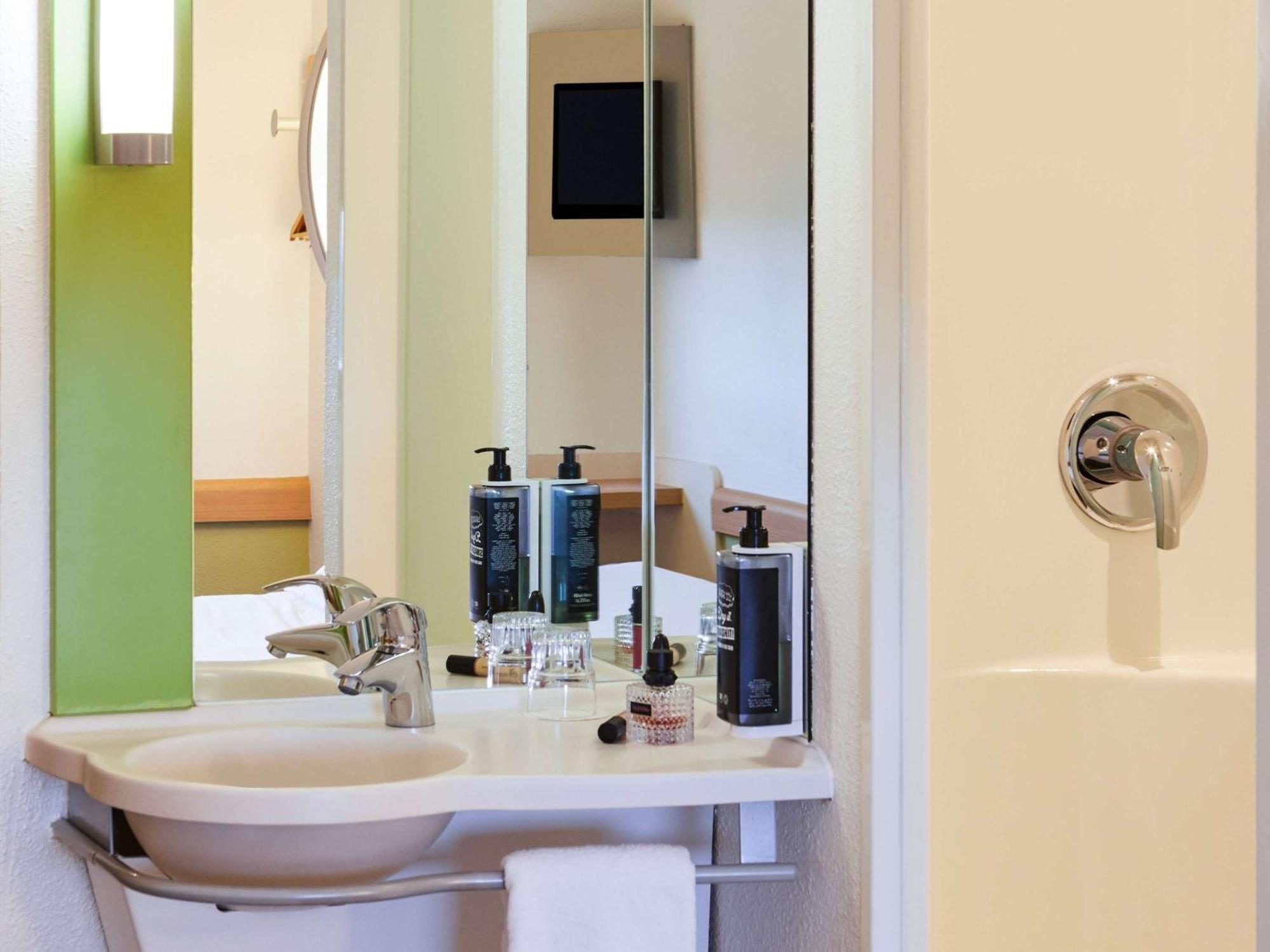 Ibis Budget Bordeaux Sud Villenave-dʼOrnon Esterno foto